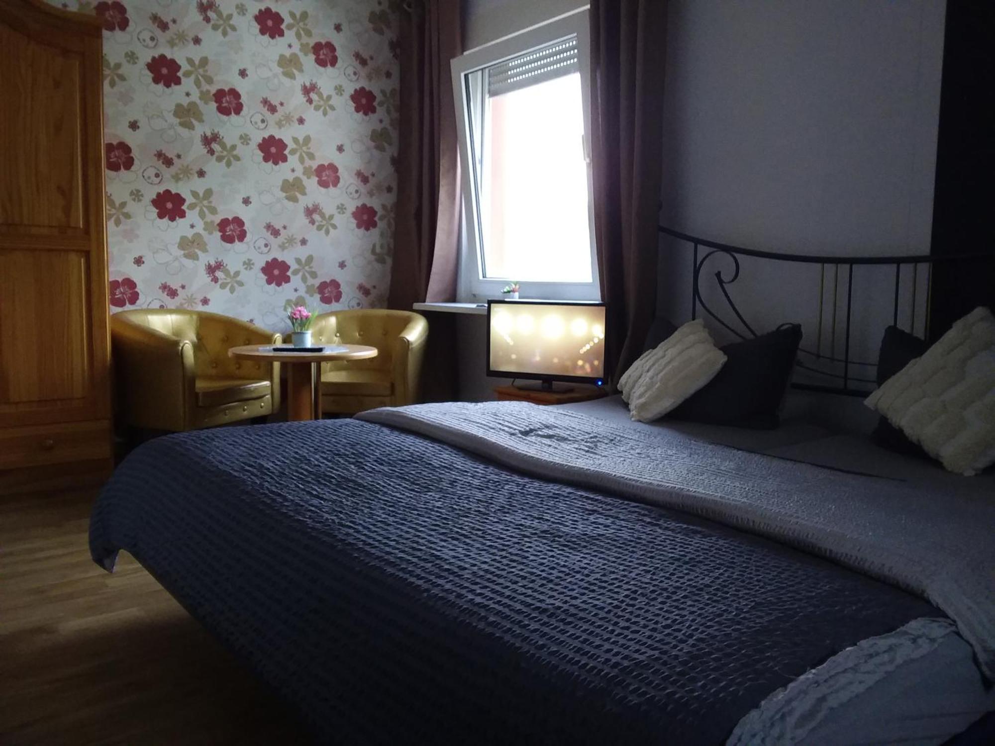Pension Breidbach Ensch Exterior foto